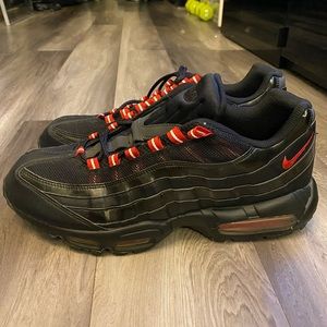 2010 Nike Air Max 95 Black | Red